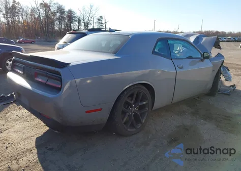 2022 Dodge Challenger R/T from USA, damaged, VIN 2C3CDZBT3NH233813